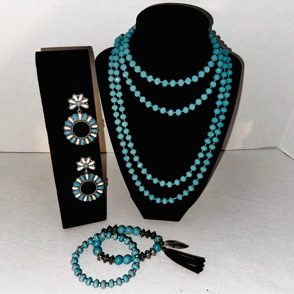 Necklace Set